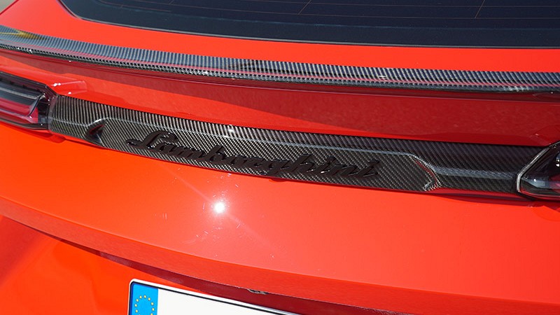 Photo of Novitec Carbon trunk Lid for the Lamborghini Urus - Image 2